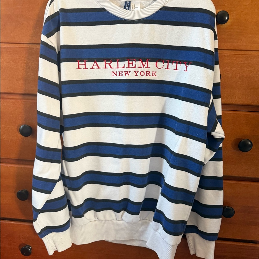 H&M Blue and White Striped Crewneck Sweater - Picture 2 of 6
